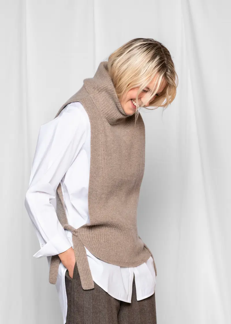 Amy bib vest