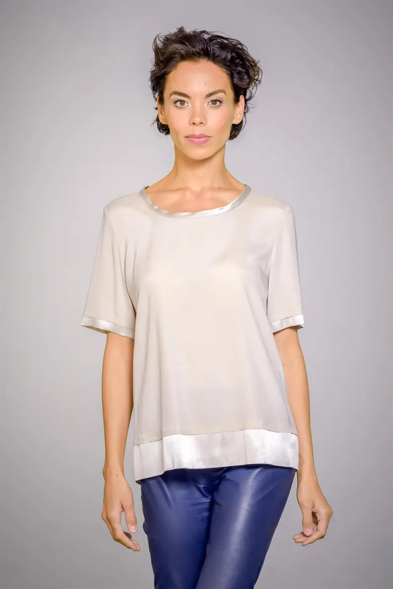 Beige bluse