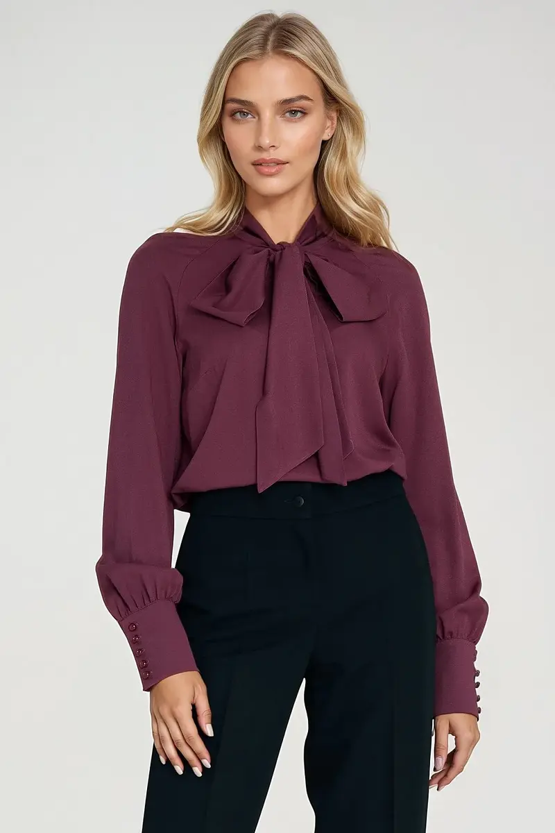 Blouse model 217578 Nife