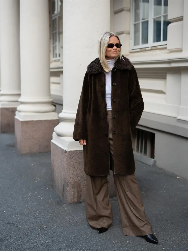 Elda Lamb Fur Coat Espresso