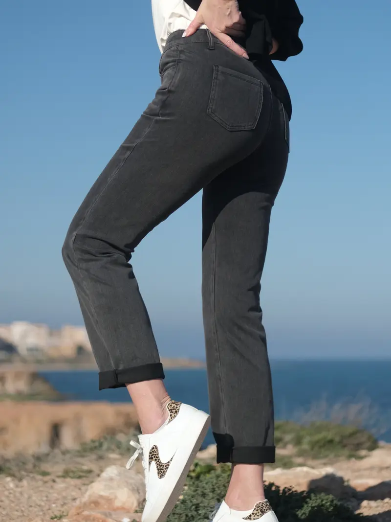 Lule Stretch Jean Pant
