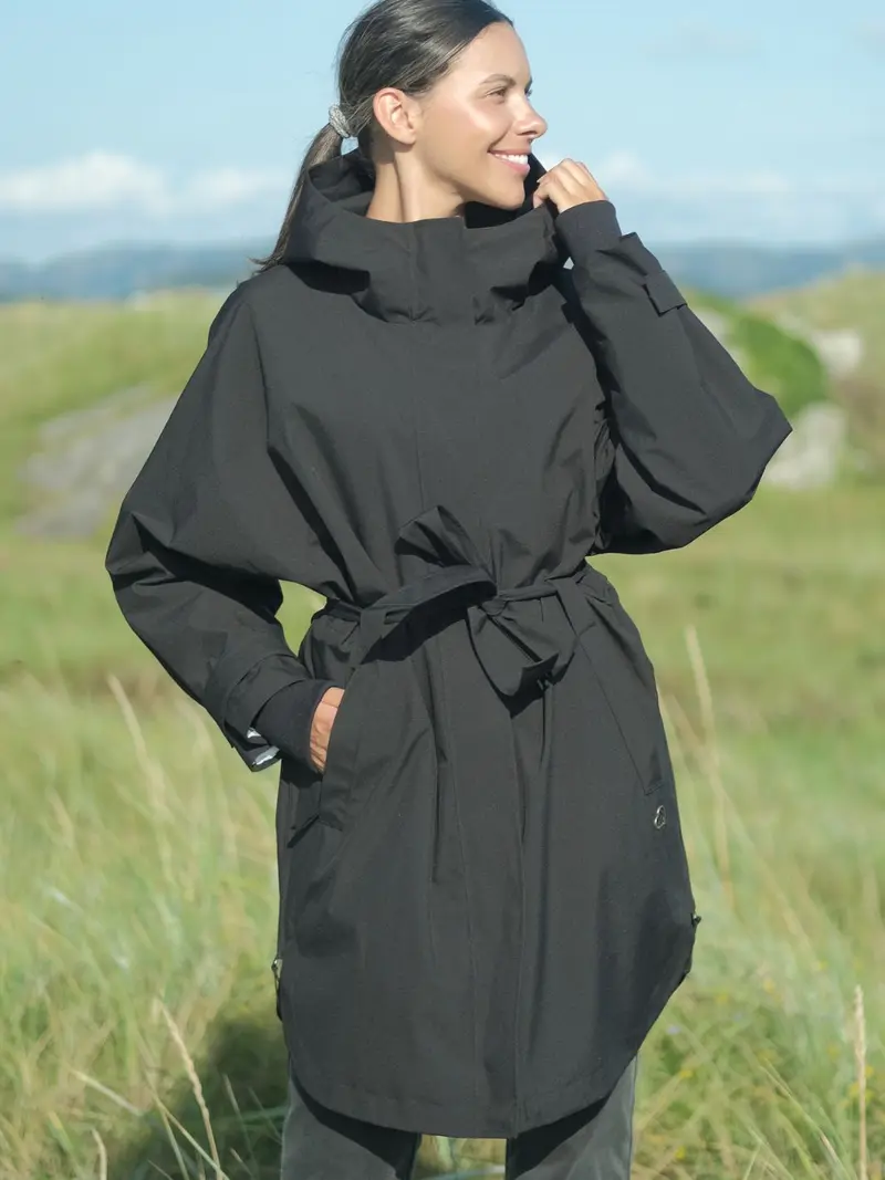 Lule The Wide Jacket Black