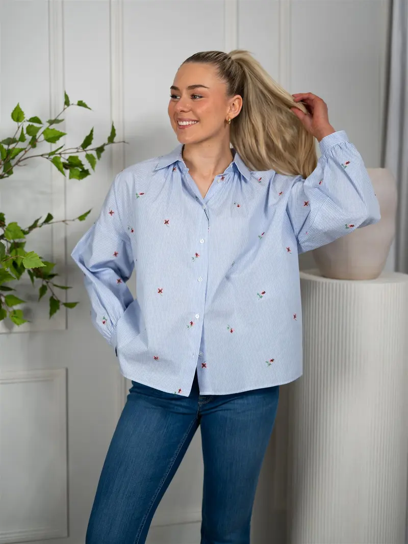 Max Mara Butterfly Light Blue