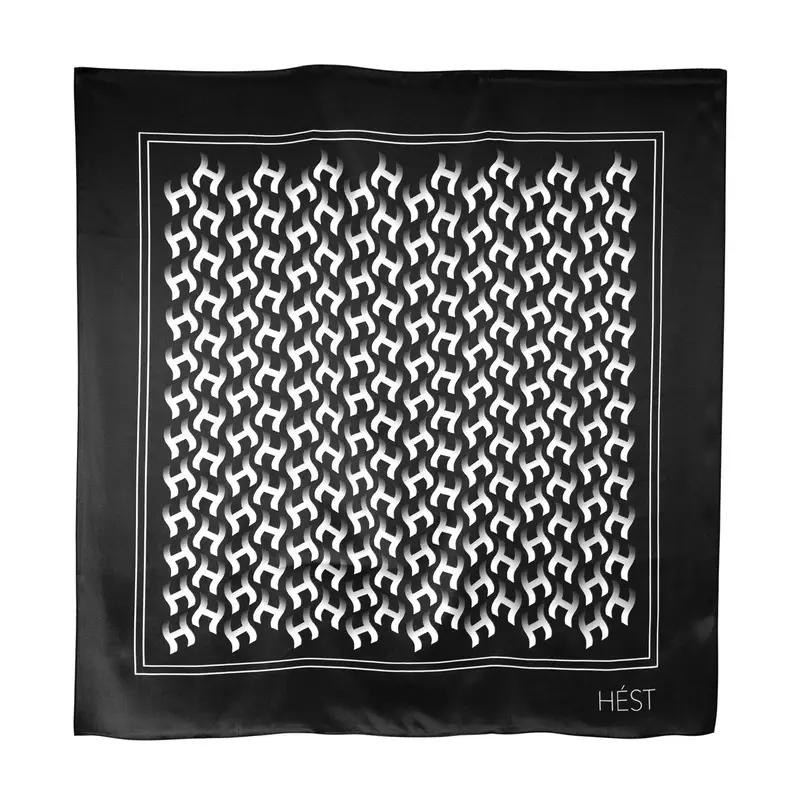Sort Frøya Silk Scarf