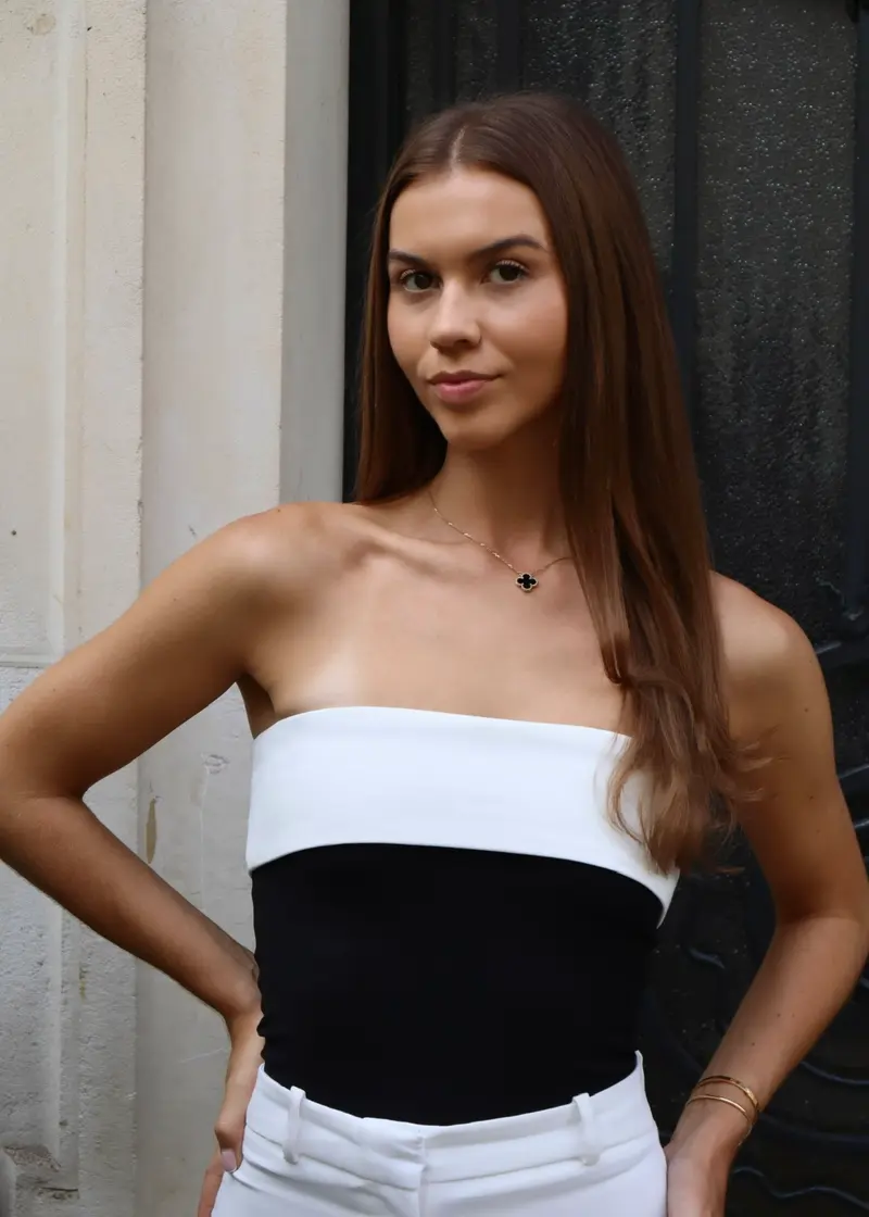 The Bella top