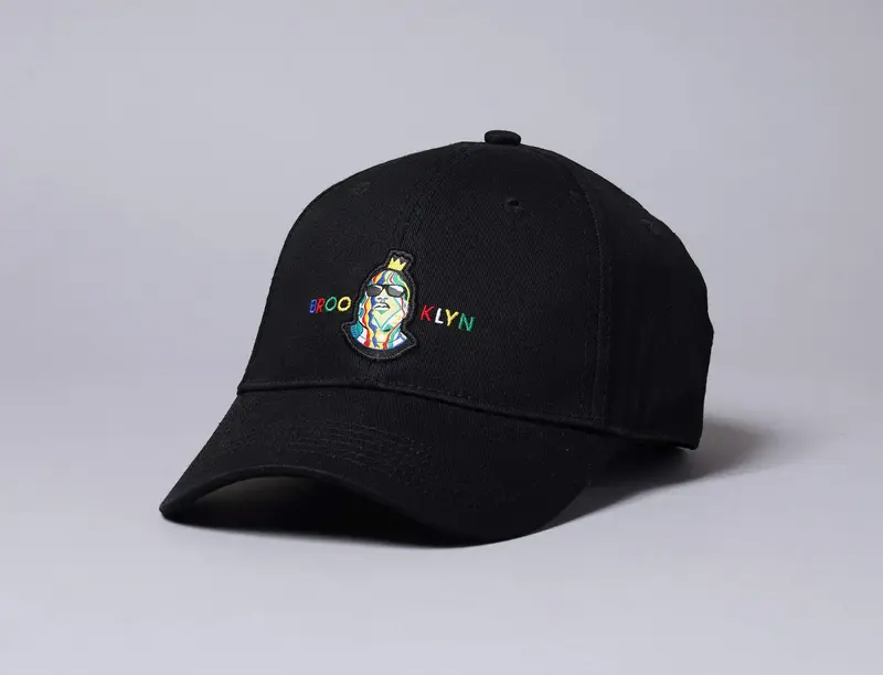 WL Crowned Curved Cap Black